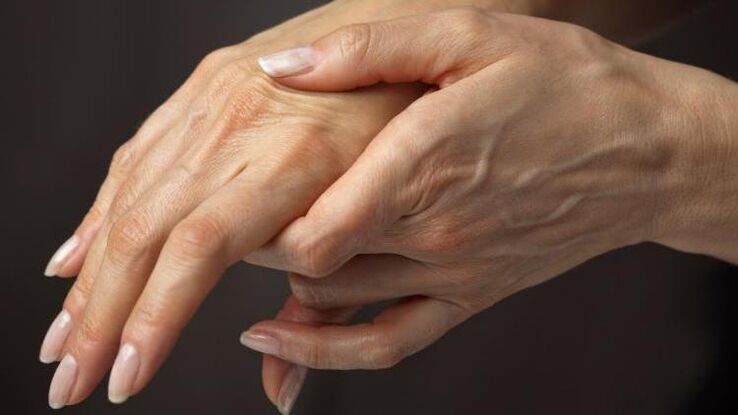parmak eklemlerinde ağrı